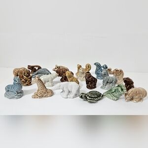 Wade Whimsies Lot Of 21 Zoo Animals Minatures Figurines England Collectible